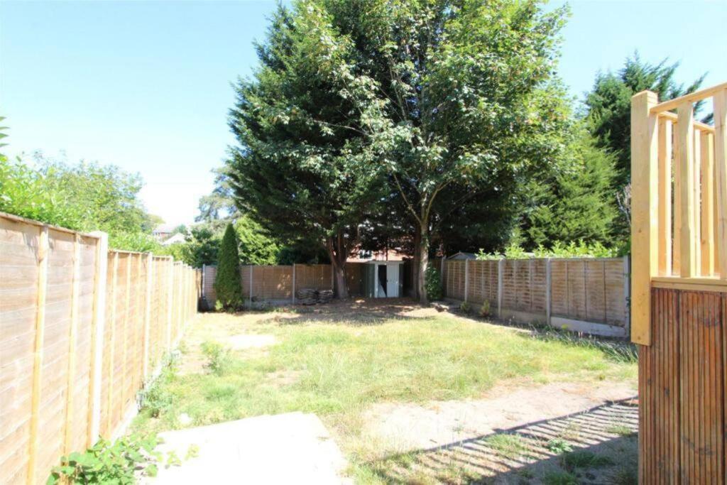 Accessible 3-Bedroom Bungalow With Patio +Driveway Southampton Zewnętrze zdjęcie