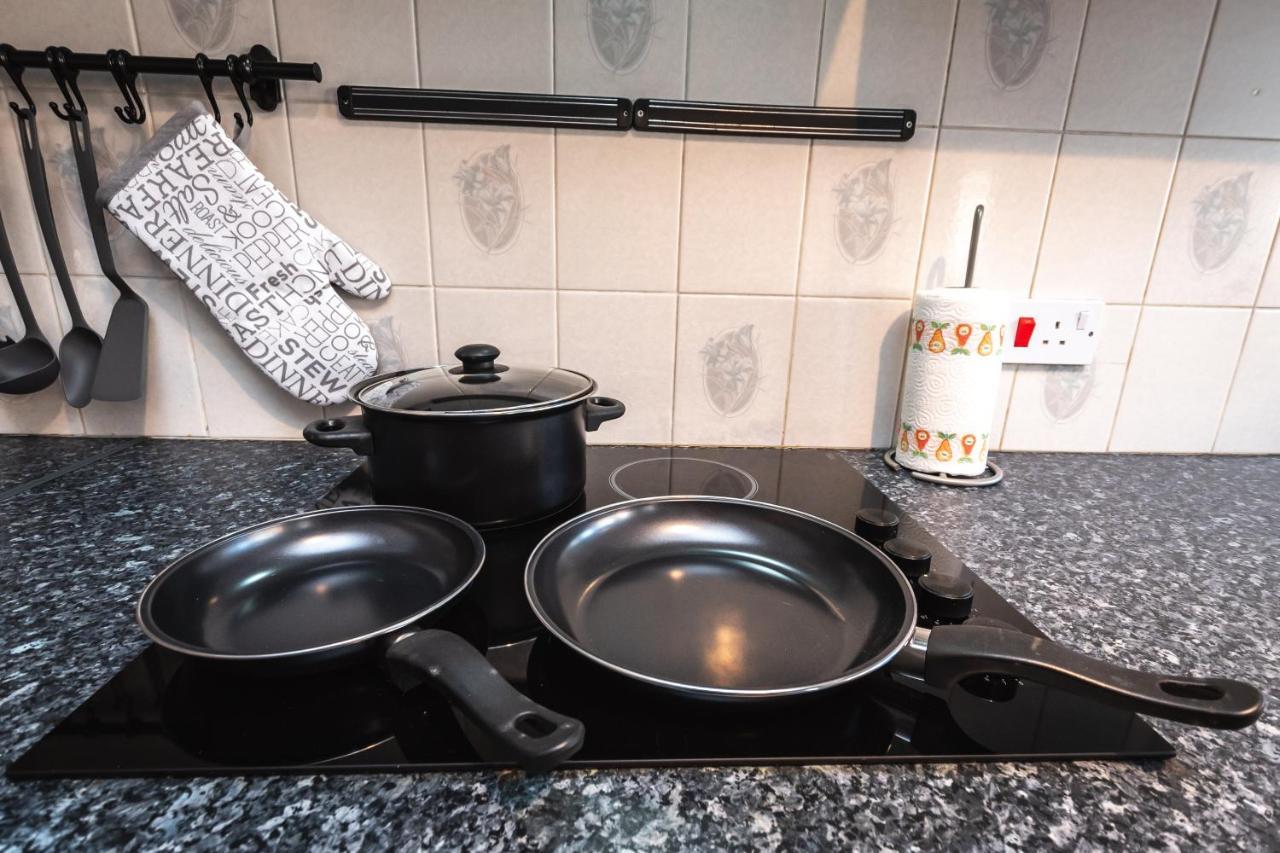 Accessible 3-Bedroom Bungalow With Patio +Driveway Southampton Zewnętrze zdjęcie
